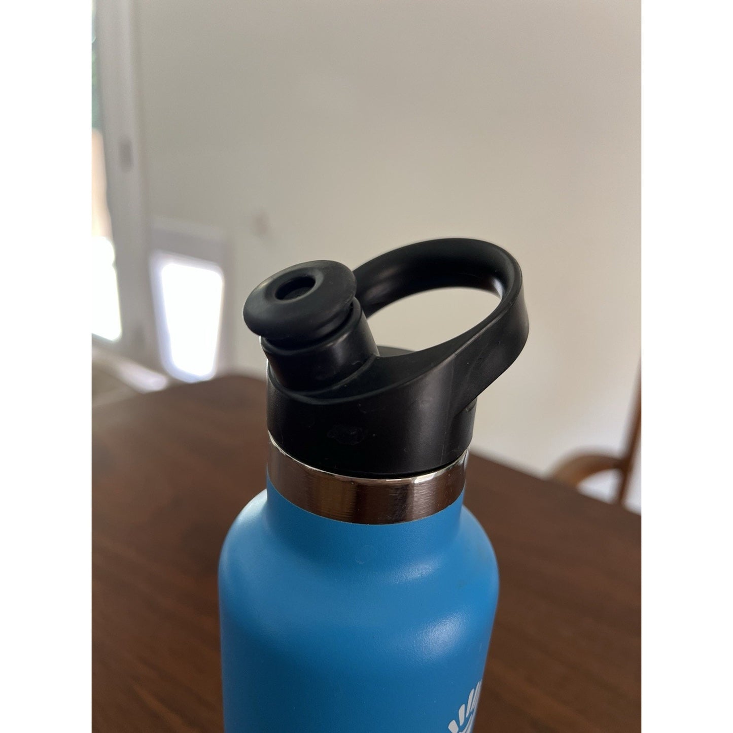 NWOT Hydro Flask Standard Mouth Water Bottle. Flex Cap Laguna 21 oz