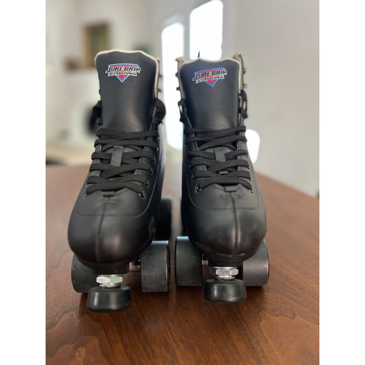 Sure-Grip International Fame Black Quad Roller Skates - Great Condition Size 7