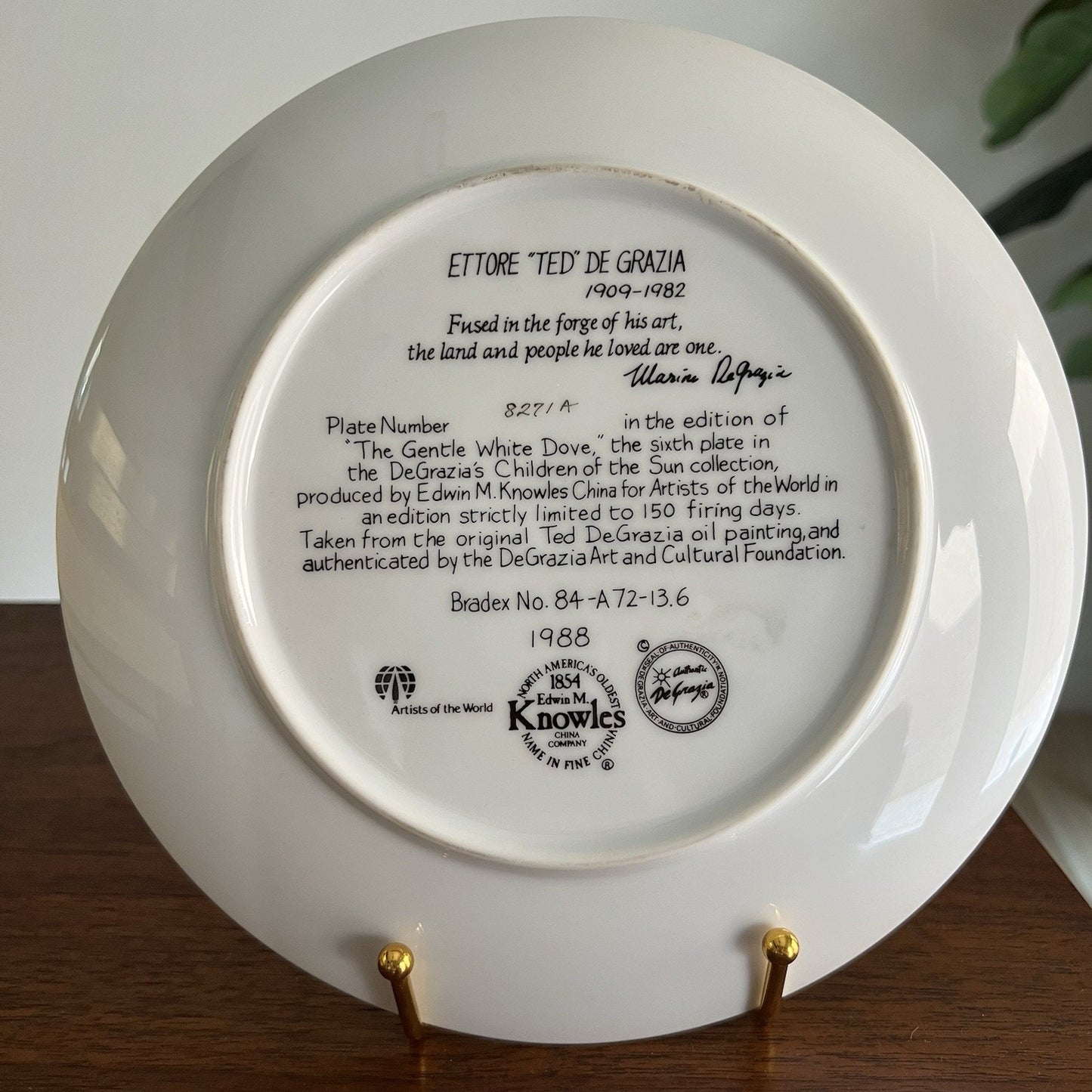 1988 De Grazia "The Gentle White Dove” Children Of The Sun Collection Plate 827A