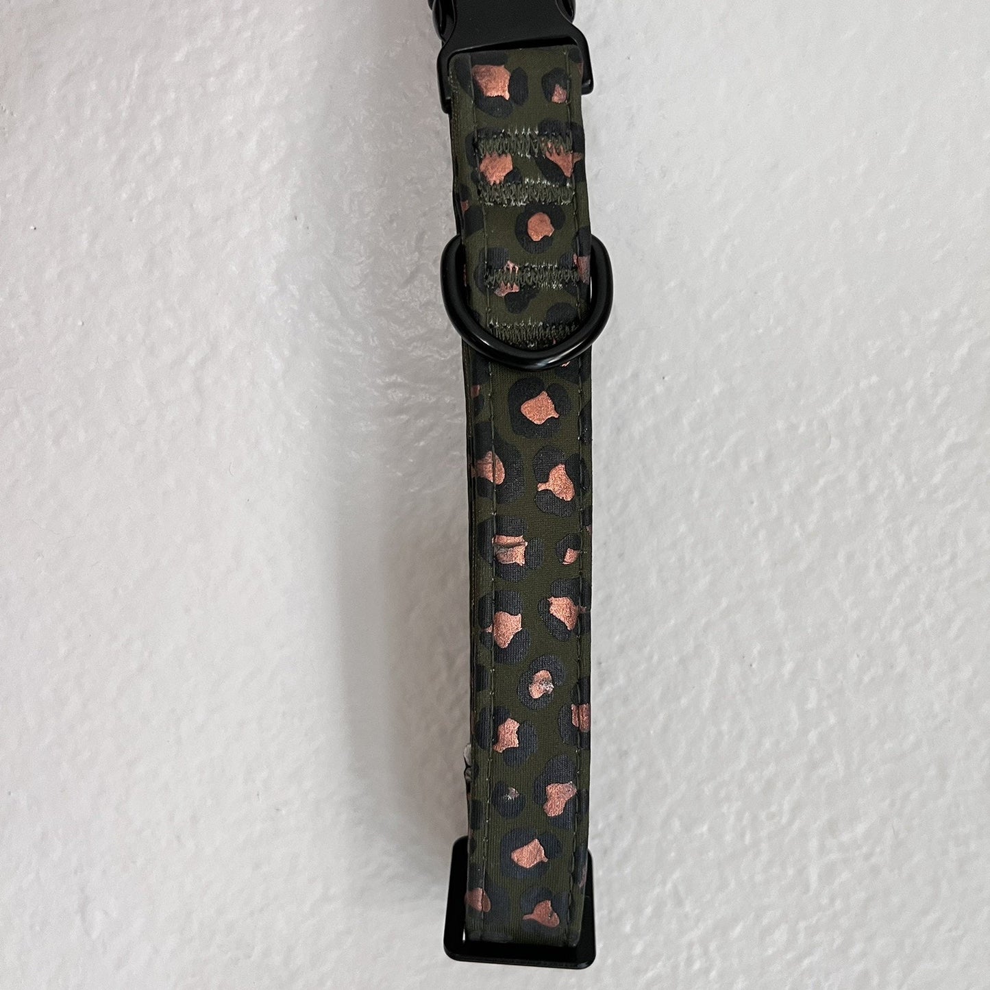 NWT Top Paw (L) Comfort Unisex Green Gold Animal Print Soft Dog Puppy Collar 🐾