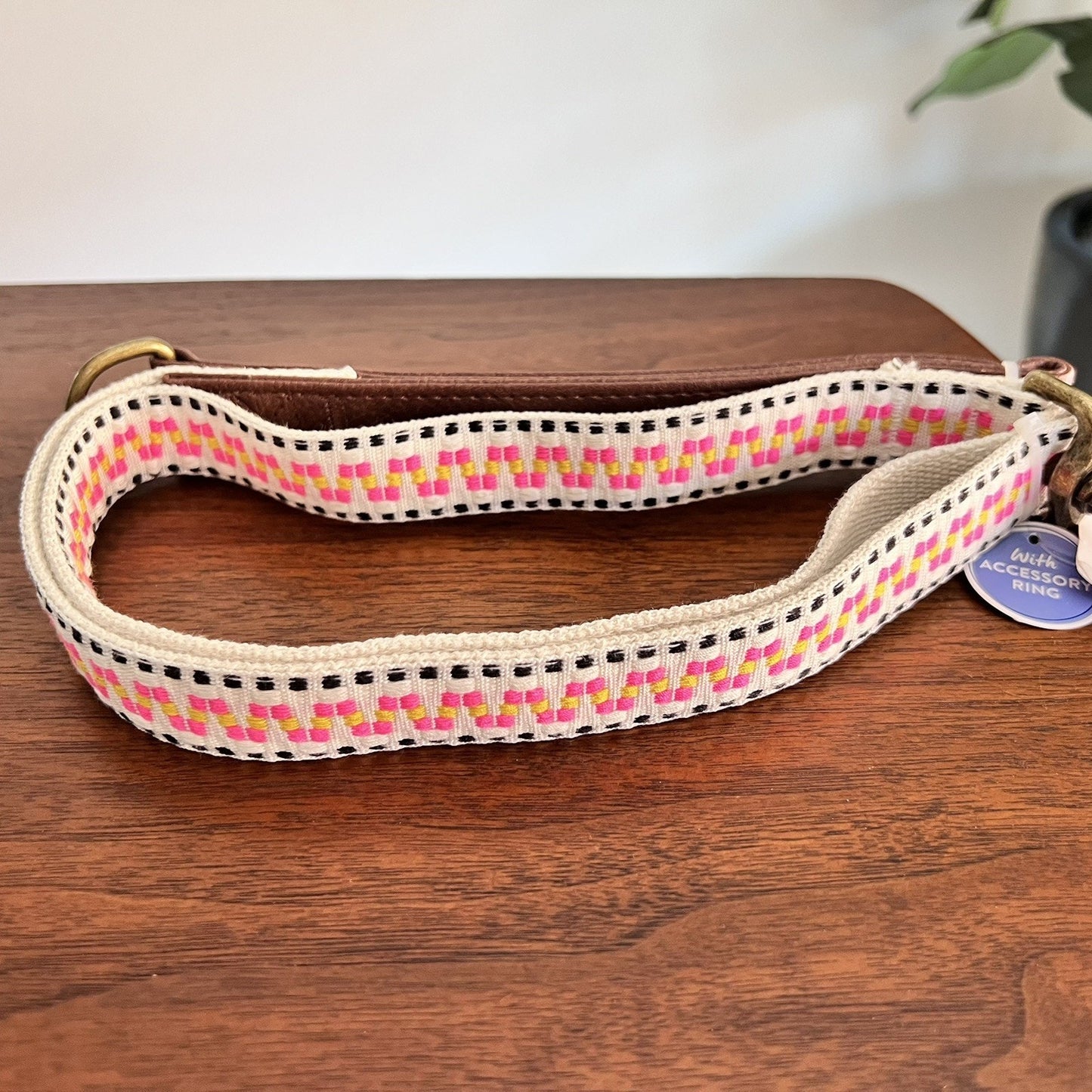 NWT Top Paw 4’ Short Faux Leather Pink Yellow Aztec Boho Girly Puppy Dog Leash