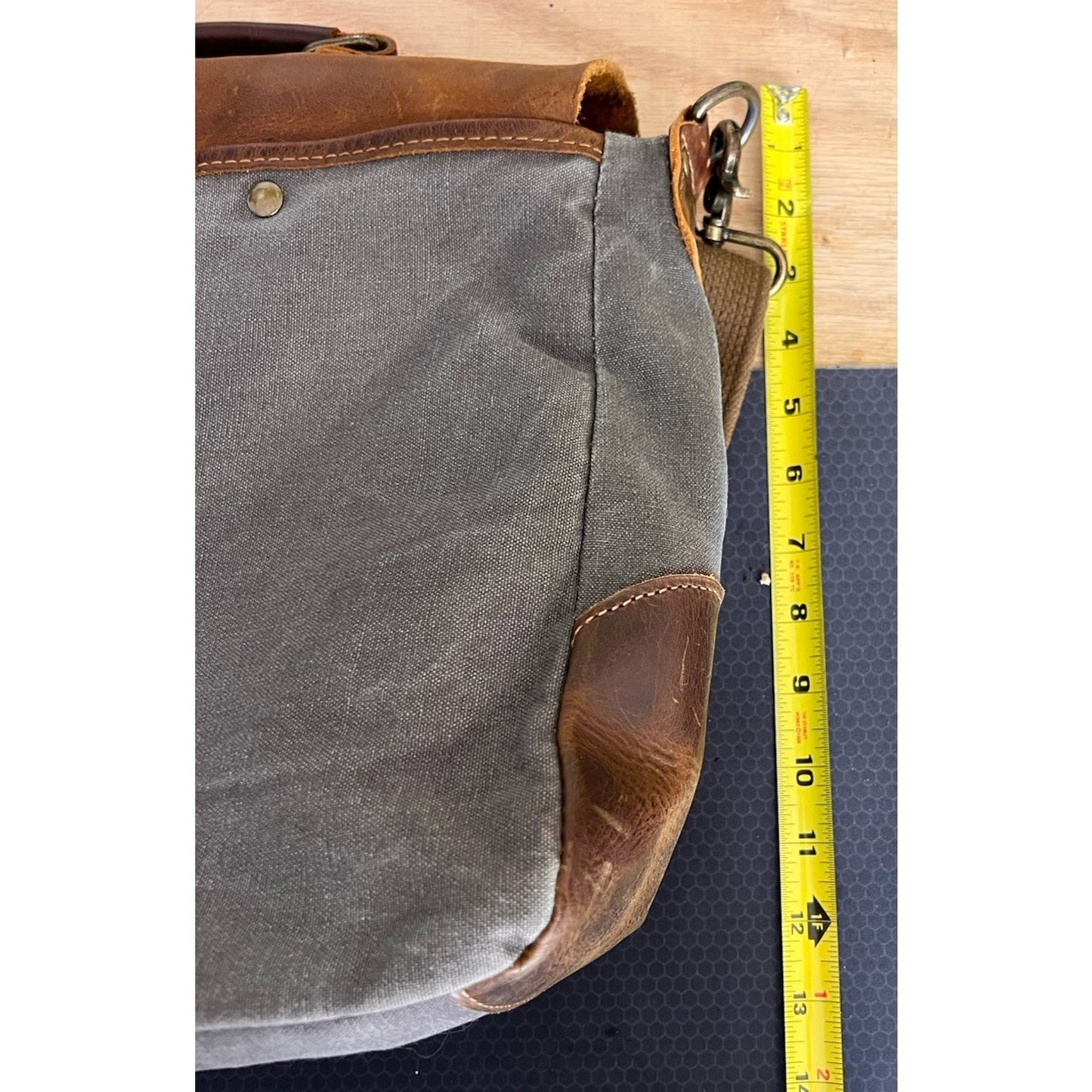 Vintage Style Leather & Canvas Wowbox Messenger Bag 6 Pocket + Organizer Sleeves