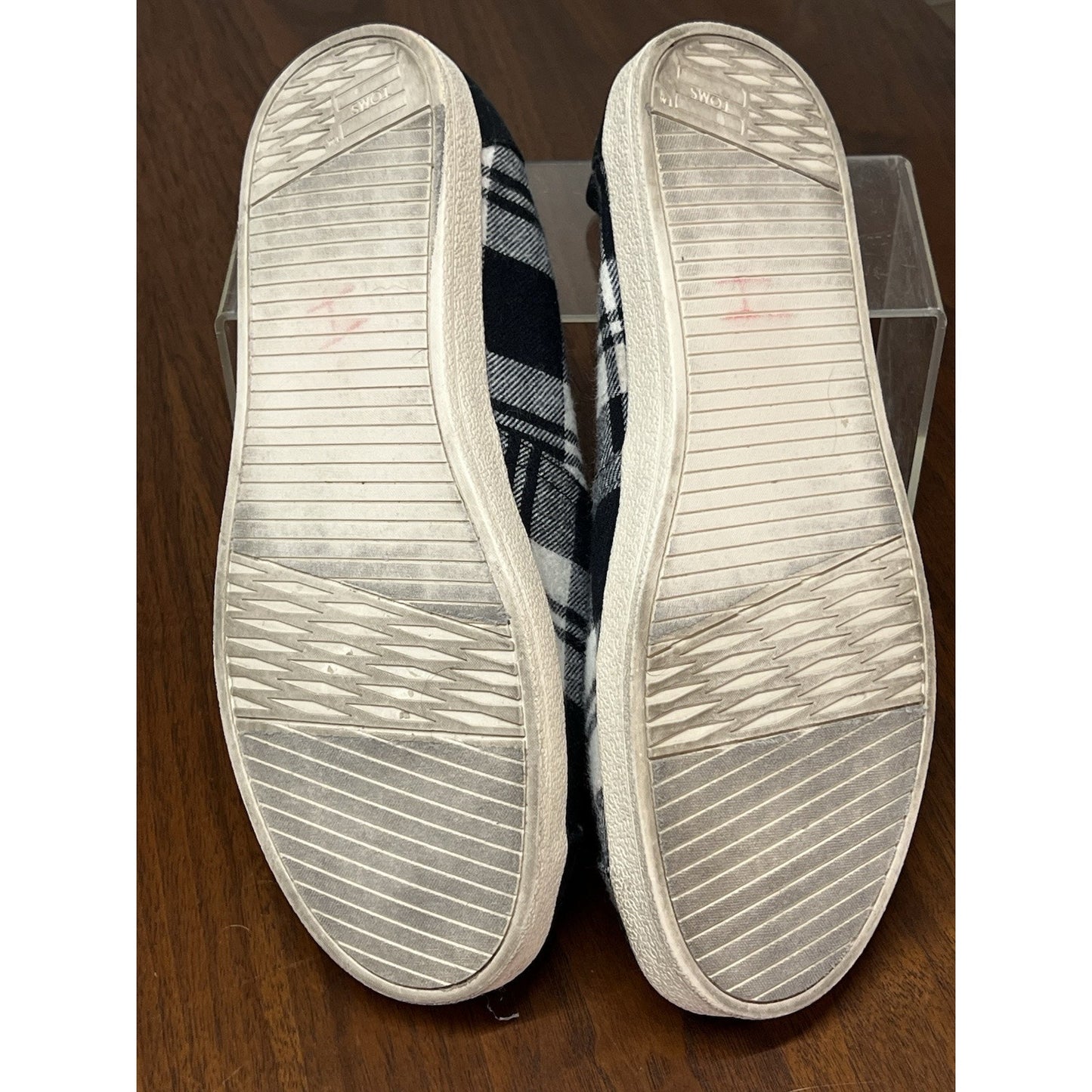 Toms Avalon Plaid Flannel Casual Slip-on Loafer Size 10 Sneaker Black & White