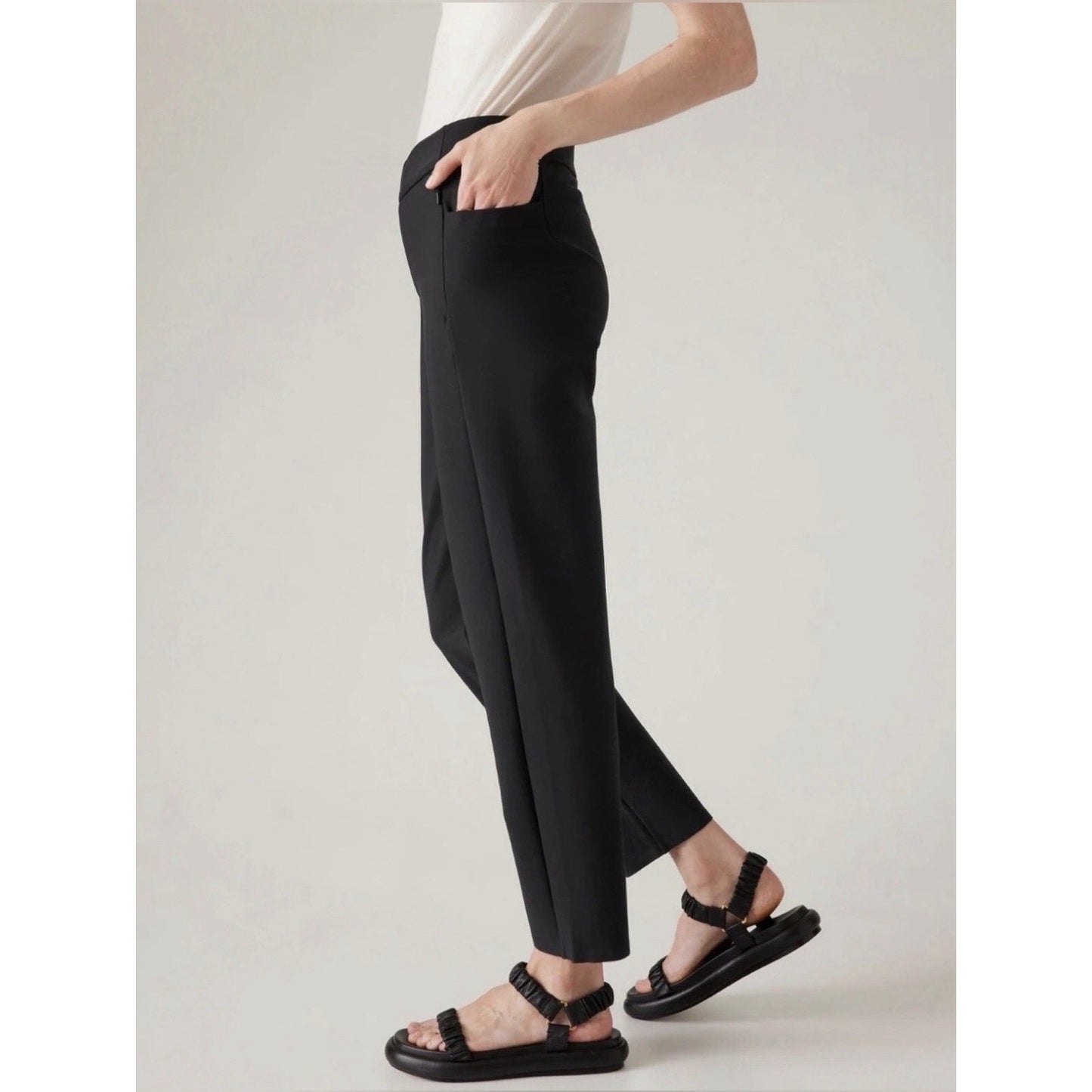 Athleta Stellar Trouser 26” Pants Mid Rise Slim Crop Ankle Black Work Stretch