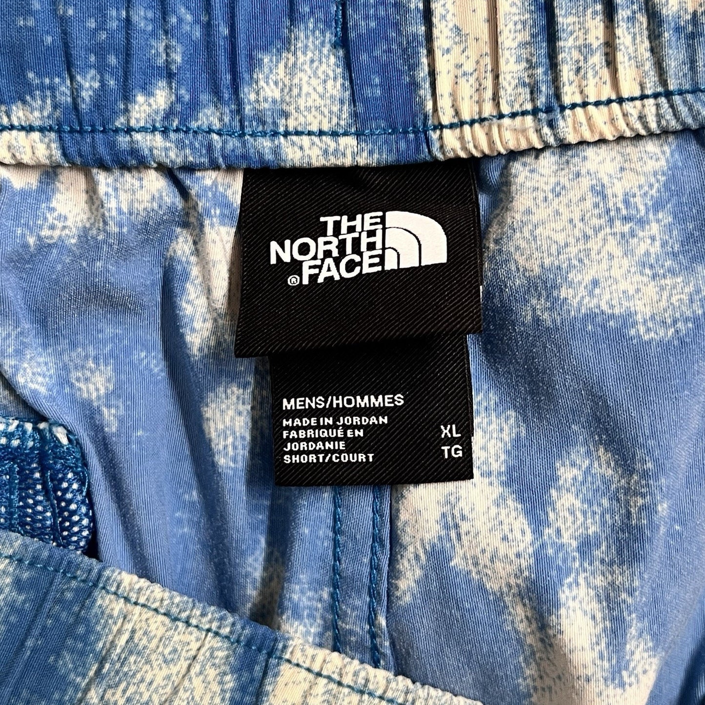 North Face Swim Trunks Men’s XL Blue Tie Dye Shorts 5” Inseam Flash Dry Pockets