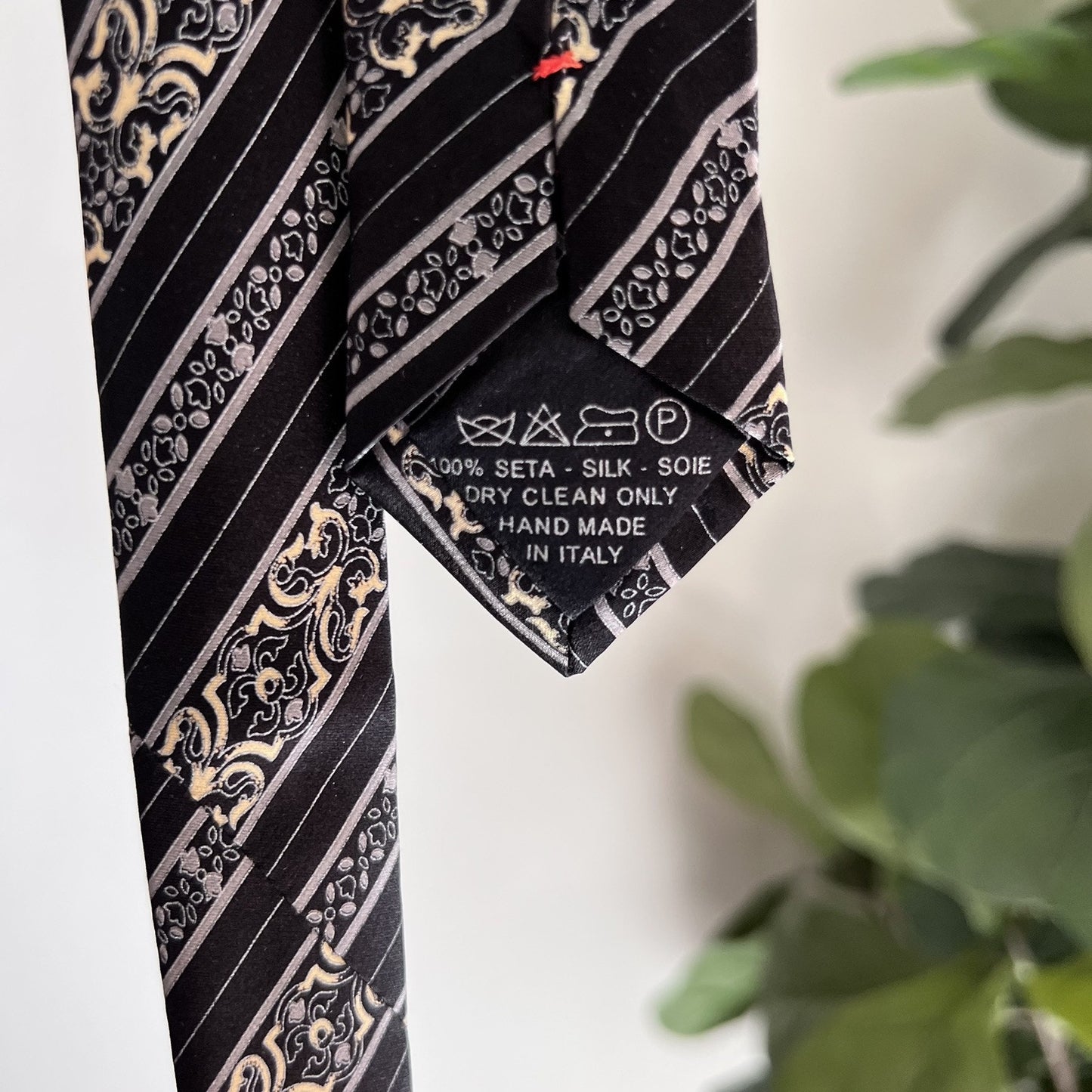 BRIONI Long Handmade 100% Silk Italian Designer Tie Black Silver Classic Rep Tie