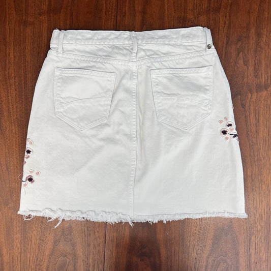 Driftwood (27) Stef Embroidered White Denim Mini Skirt Cutoff Raw Hem Floral