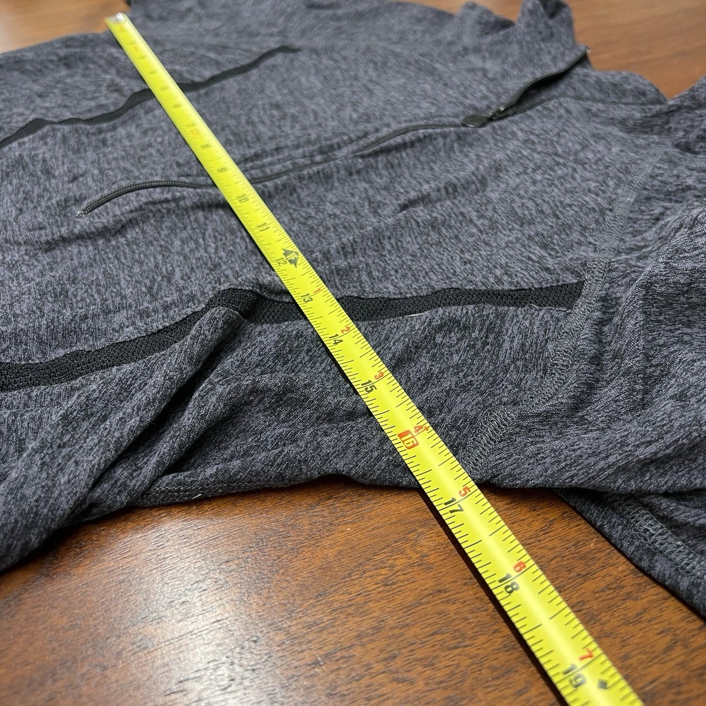 Beyond The Bump (M) 1/4 Zip Long Sleeve Top Grey Beyond Yoga Maternity Pregnancy