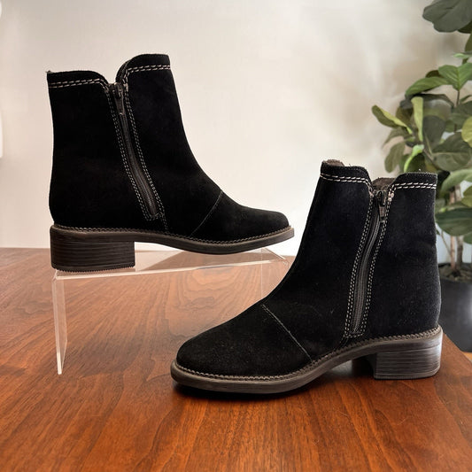 Clarks Maye 5M Zip Black Suede Mid-Calf Boots Block Heel Designer Cowgirl Bootie