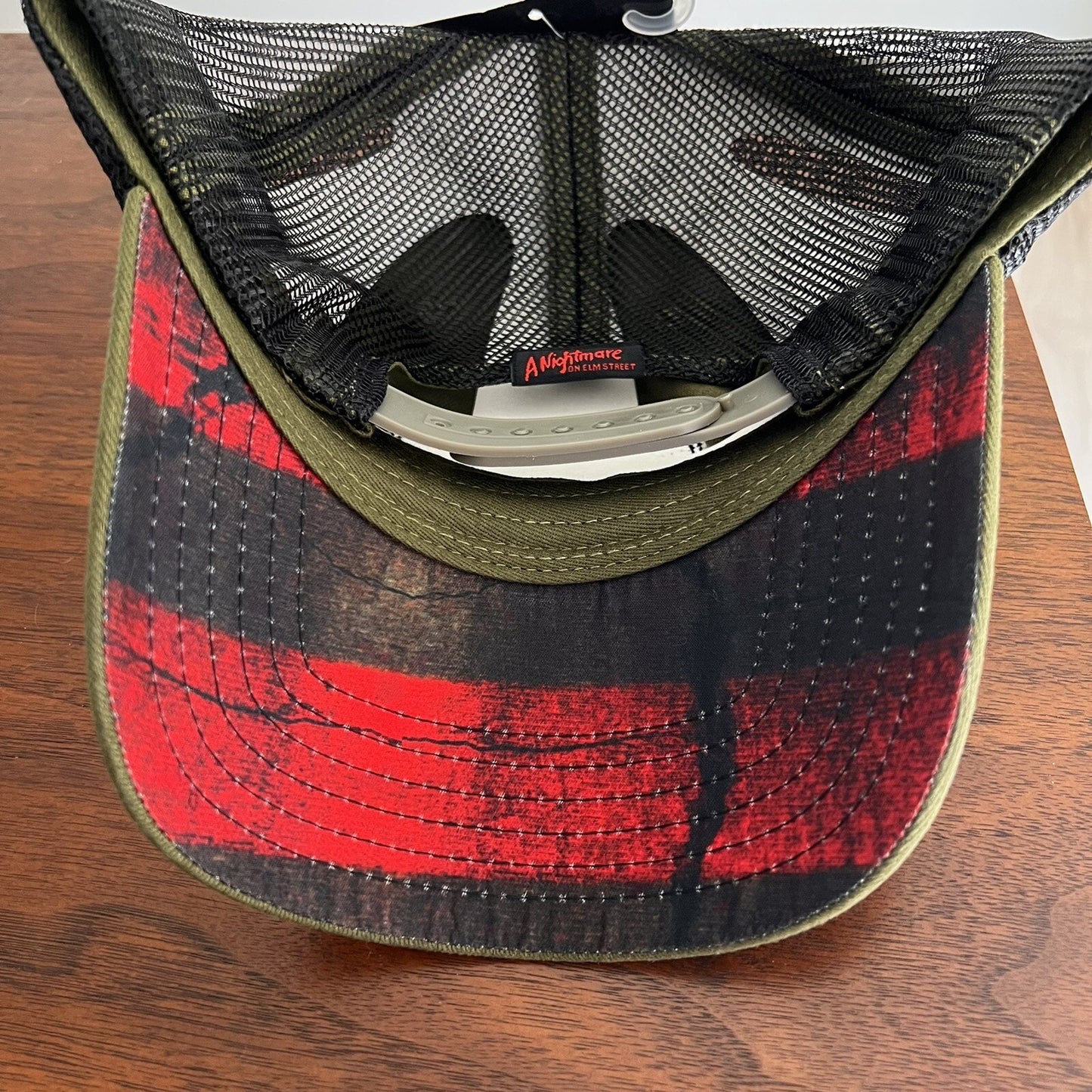 NWT Rare Nightmare on Elm Street Freddy Krueger Snapback Trucker Hat Horror Fan