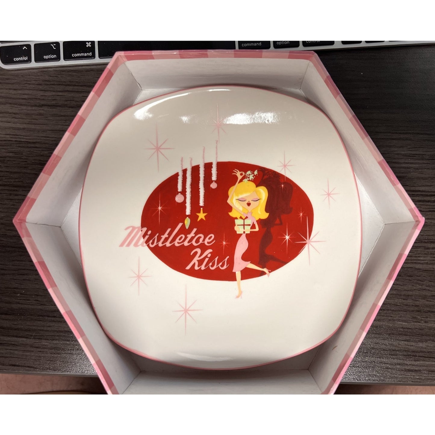 MCM Christmas Cuties Box Set of 4 Salad / Desert Plates by Sakura