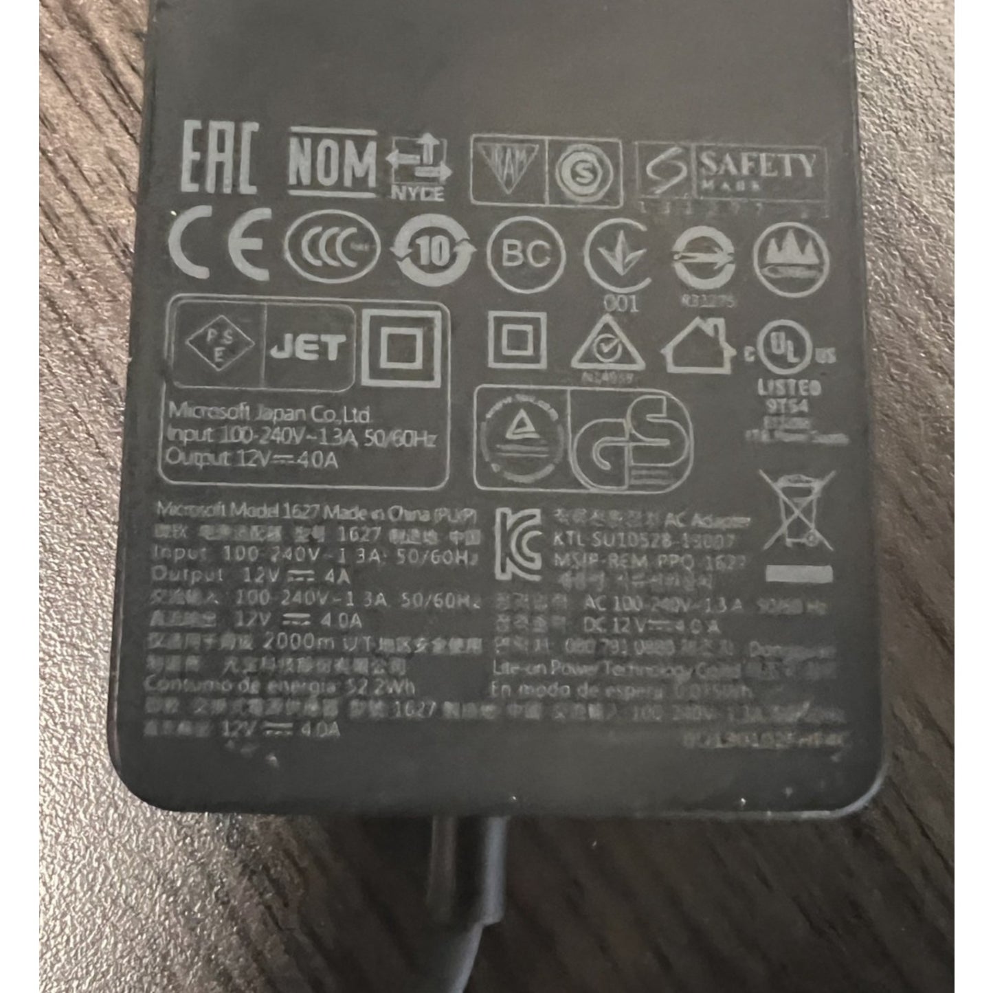 Microsoft Model 1664 Docking Station For Surface USB Port 3.0 with AC Adapter