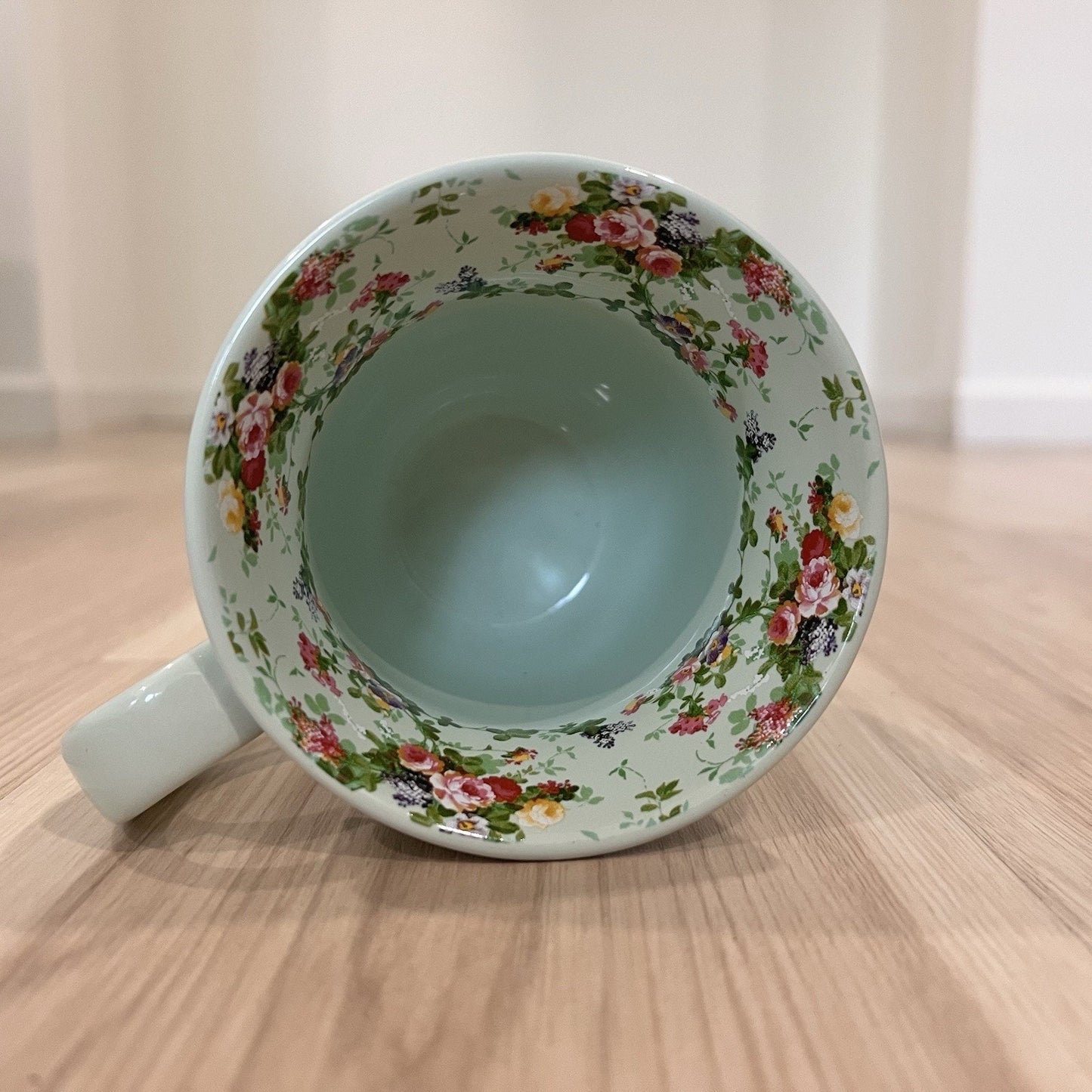 Gilmore Girls Dragonfly Inn Coffee Mug Cup Warner Bros Tour Collectible