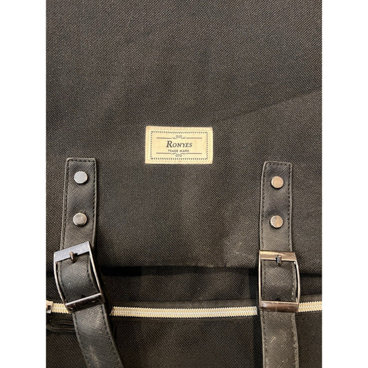 Ronyes Black Unisex Laptop Backpack with USB Port - Retail $79 - USB port