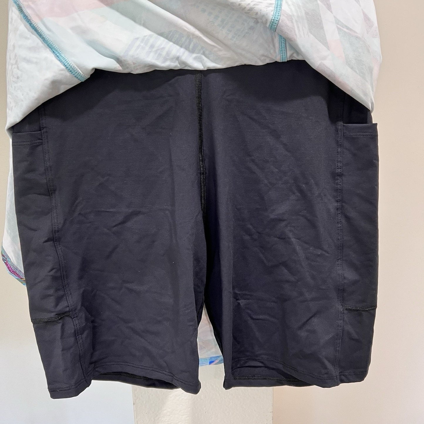Dona Jo Ultimate Skort 17” (3) 32” Waist Pickleball Tennis Pockets Loud Funky