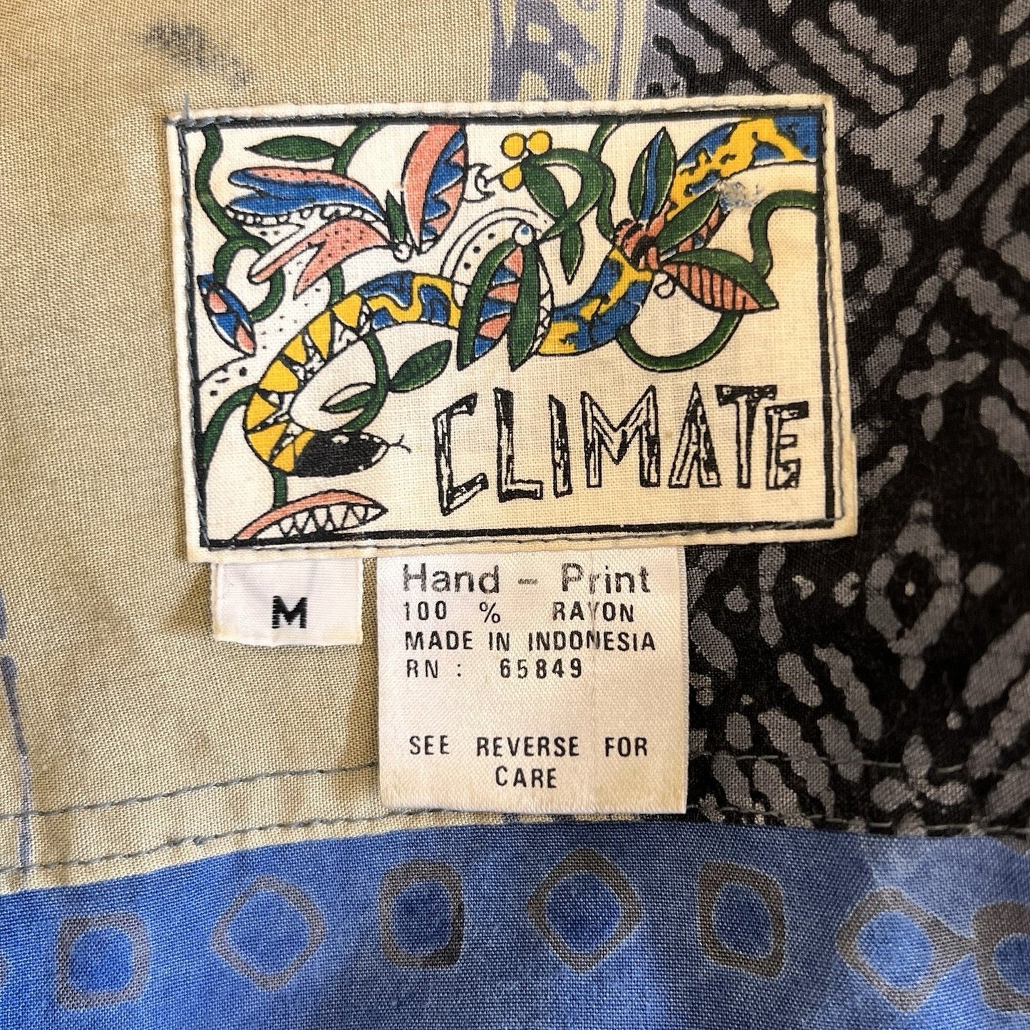 Vintage 90s Climate (M) Men’s Button Up Batik Tribal Oversized Unisex Artsy Boho