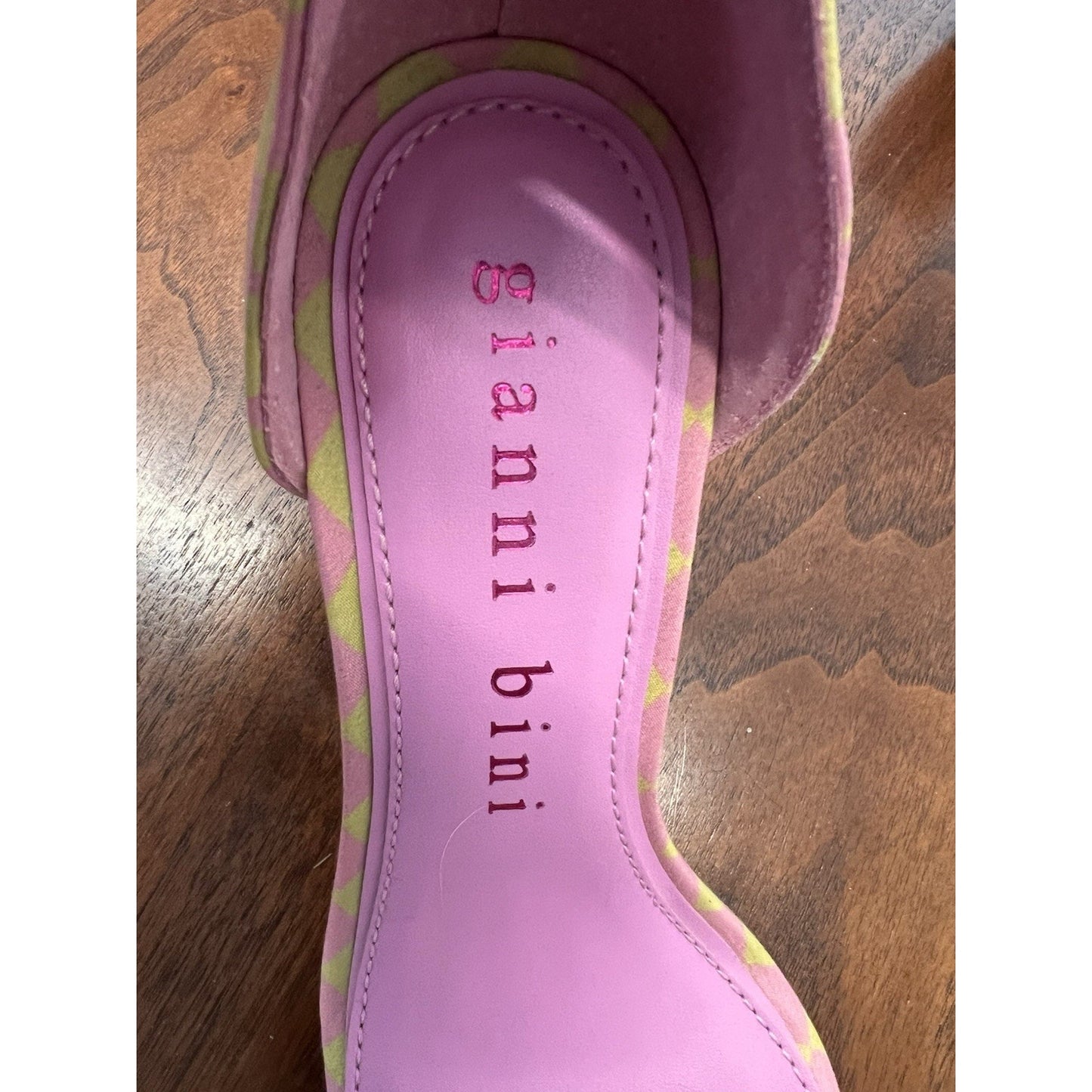 Gianni Bini Maileigh Sandals Heels Women’s Size 7 Checkered Pink & Yellow