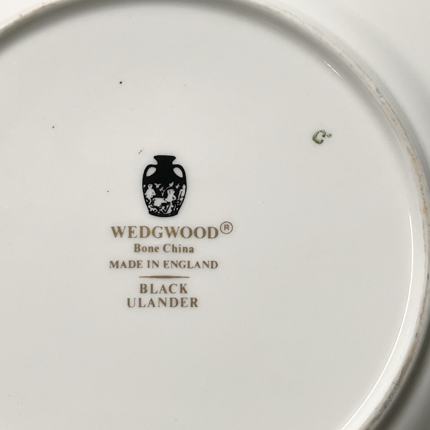 2 x Wedgwood Ulander Black 6” Bread & Butter Plate Set Bone China Gold Trim