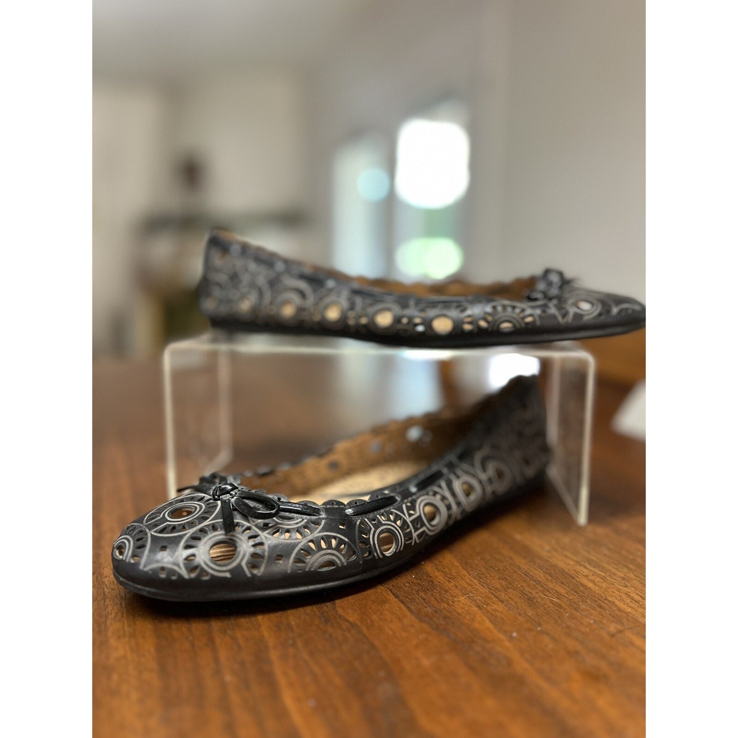 Coach Women's Flat Shoes Lace Design Black Leather Size 8.5 Style A2045 Daffodyl