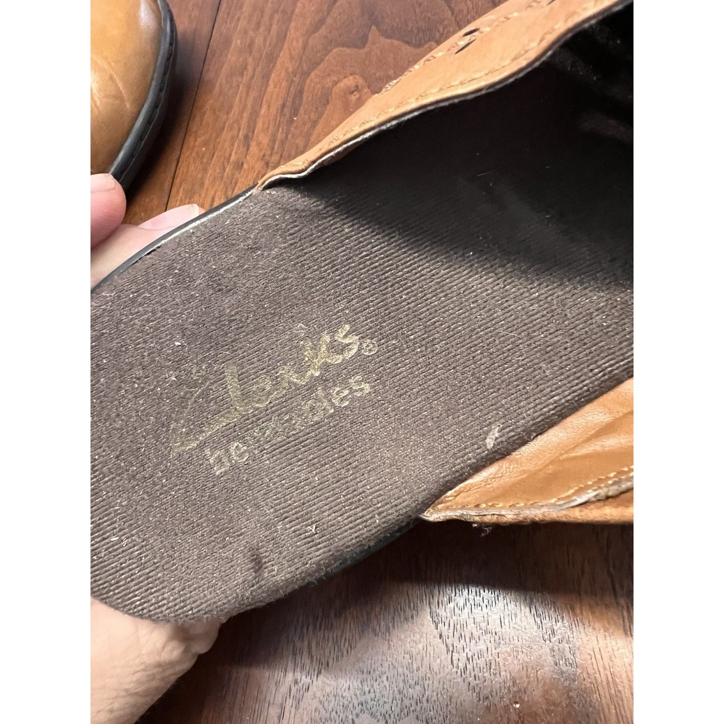 Clarks Bendables Brown “Social Ball” Laser Cut Mules Clogs Womens Sz 9.5 Retired