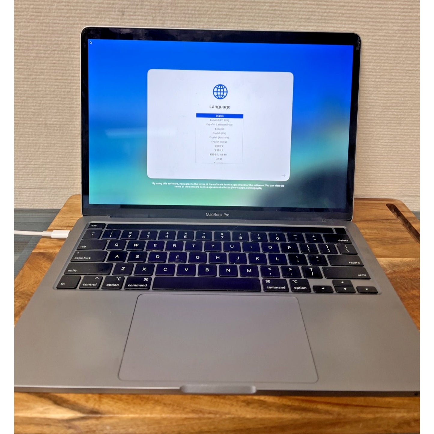 MacBook Pro 13" Model A2251 Space Gray 2GHz Quad-Core Intel Core i5 16GB RAM