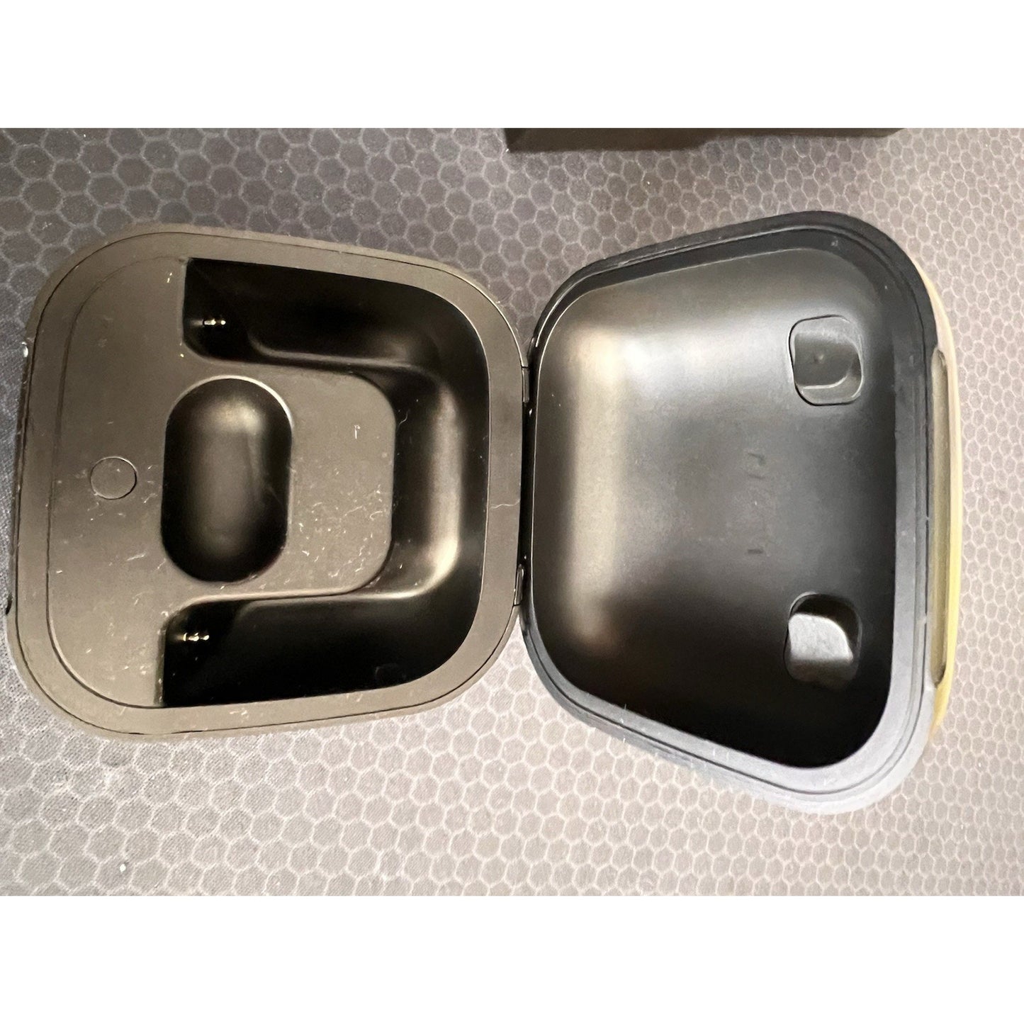 RoHS Replacement Beats Powerbeats Pro Charging Case Model Y016