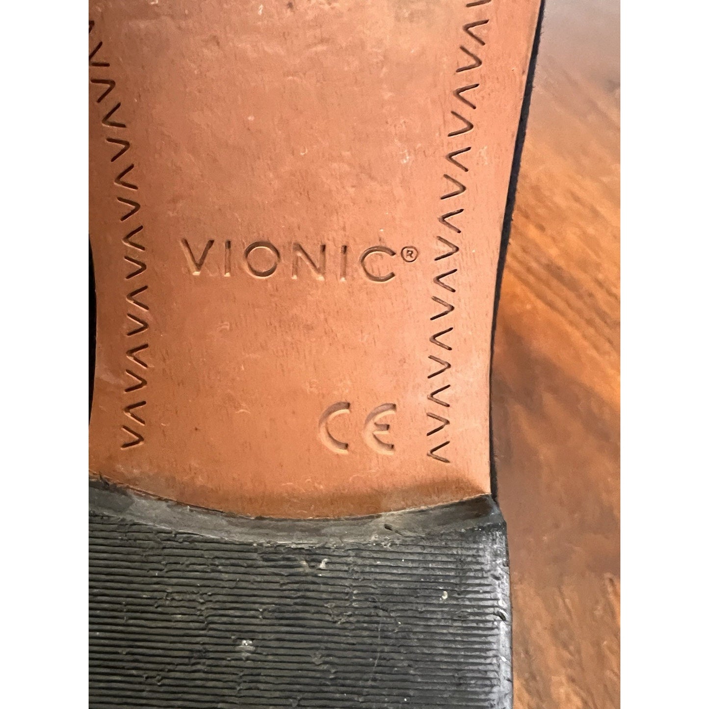 VIONIC Willa Black Suede Smoking Slipper Loafer Flat Arch Support Women Size 6.5