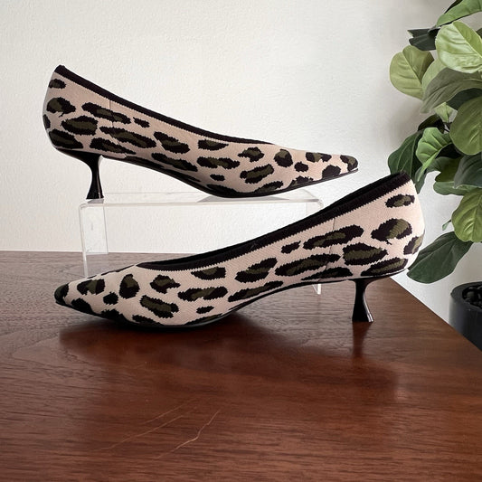 NEW Vivaia Stella Kitten Heel Pointed Toe 41 EU/10 US Green Leopard Knit Comfort