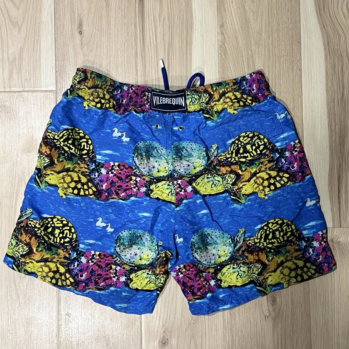 Vilebrequin x Hunt Slonem (L) Swim Trunks Shorts Turtle Limited Edition 5”