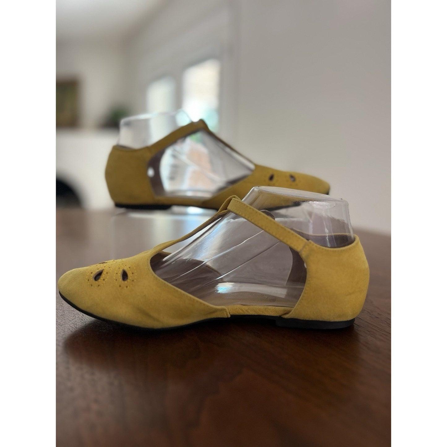 ModCloth “Turn Back Prime” Mustard Yellow Vegan Suede T-strap Flats Size 6.5
