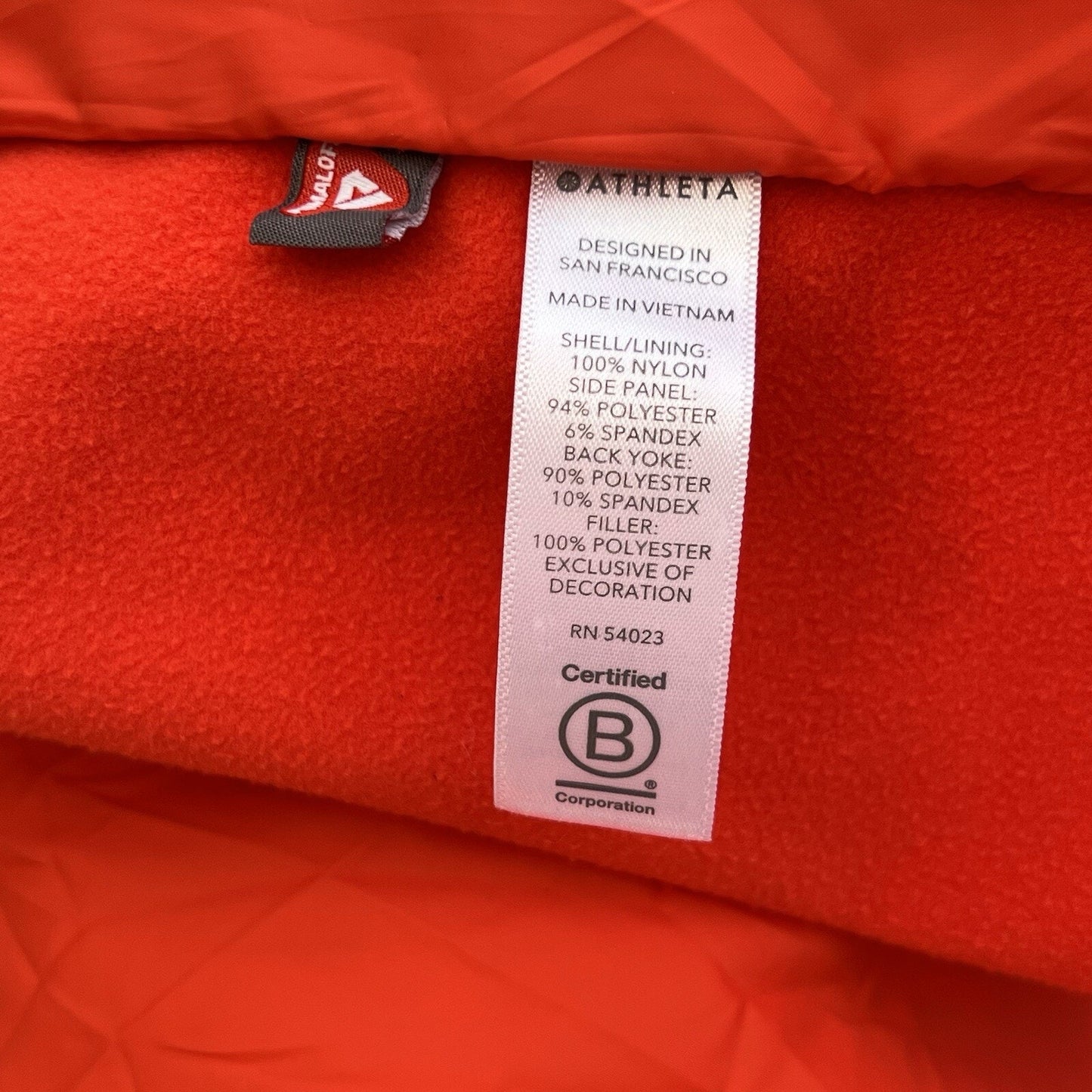 (S) Athleta Rock Ridge PrimaLoft Full Zip Puffer Vest Red Lightweight Pockets