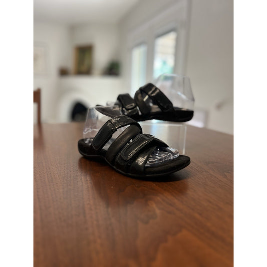 Vionic Hadlie Black Slide Sandals Women’s Size 6 Arch Support Adjustable Straps