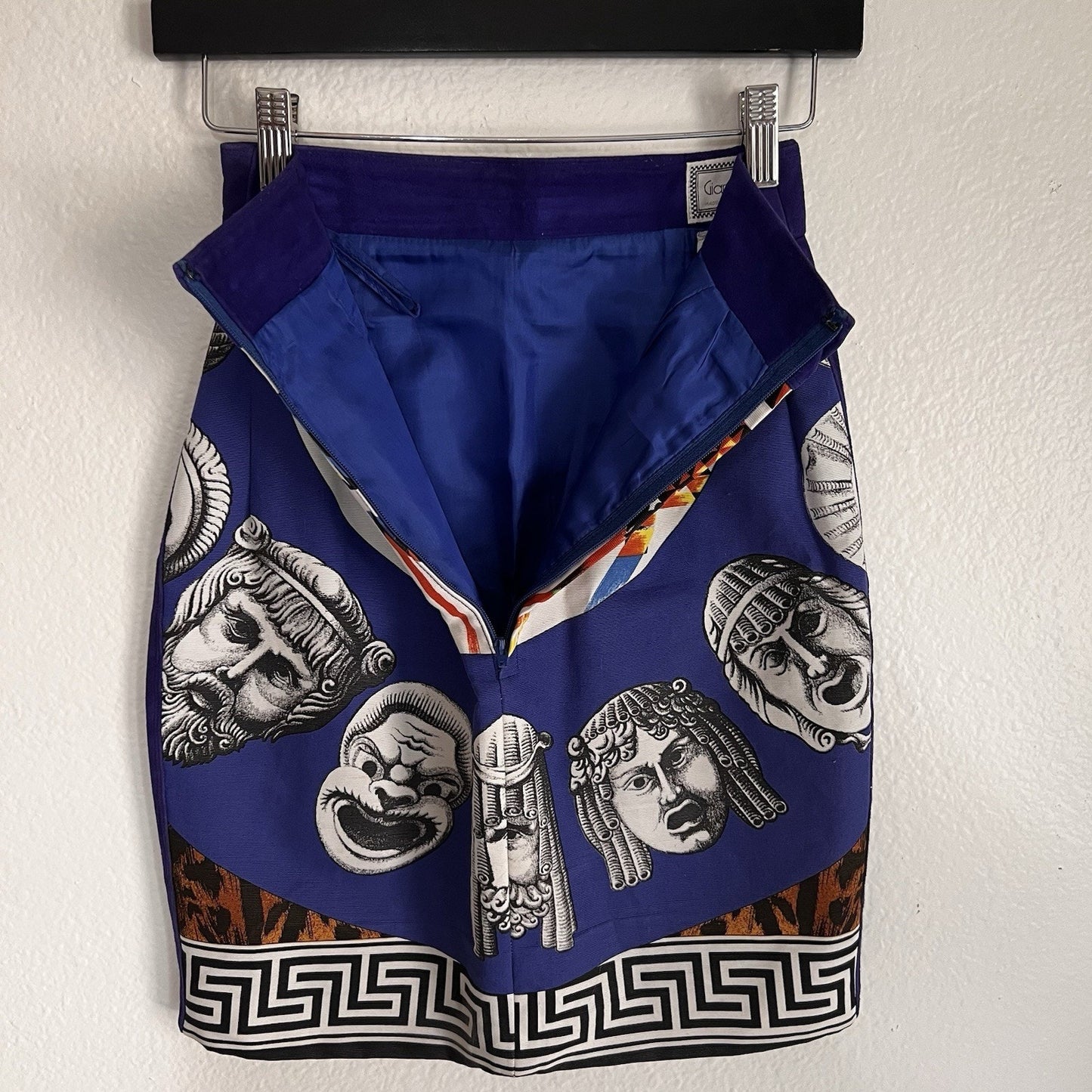 RARE 1991 GIANNI VERSACE Opera Balletto Teatro Cinema Vintage Leather Skirt