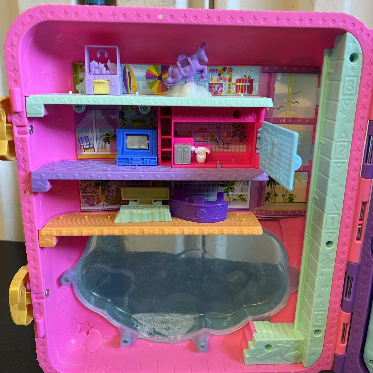 Polly Pocket Dolls Pollyville Resort Roll Away Playset - Incomplete