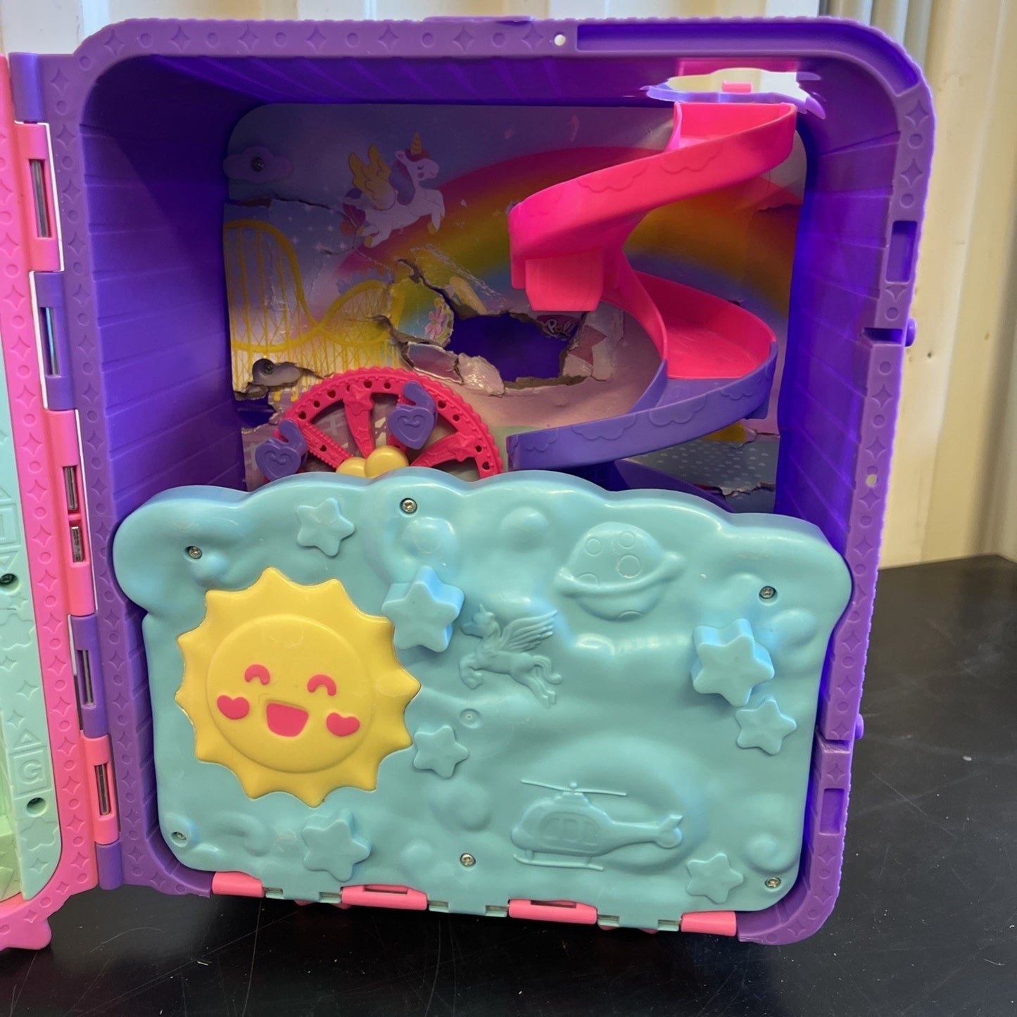 Polly Pocket Dolls Pollyville Resort Roll Away Playset - Incomplete