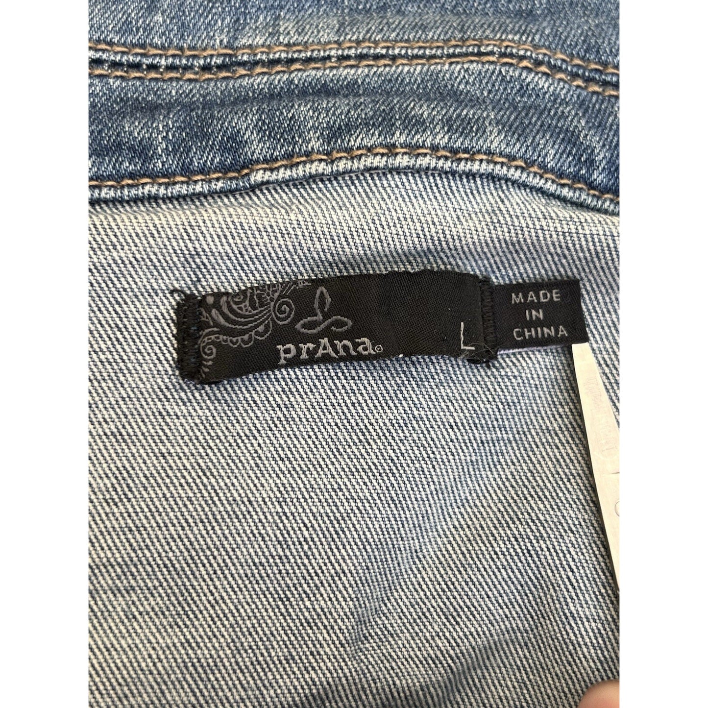 prAna Women’s Dree Stretch Denim Jean Jacket (L) Button Front Cropped Collar