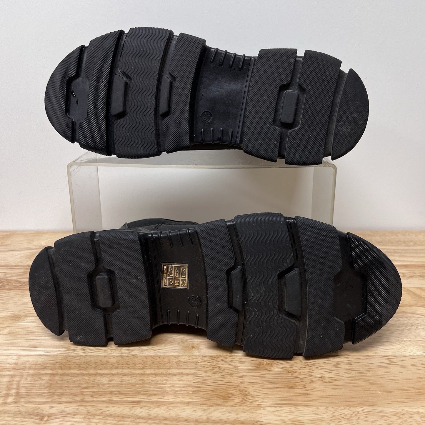 RELIGIOUS COMFORT 8.5 Black Waterproof Foam Insole Ankle Winter Snow Boot