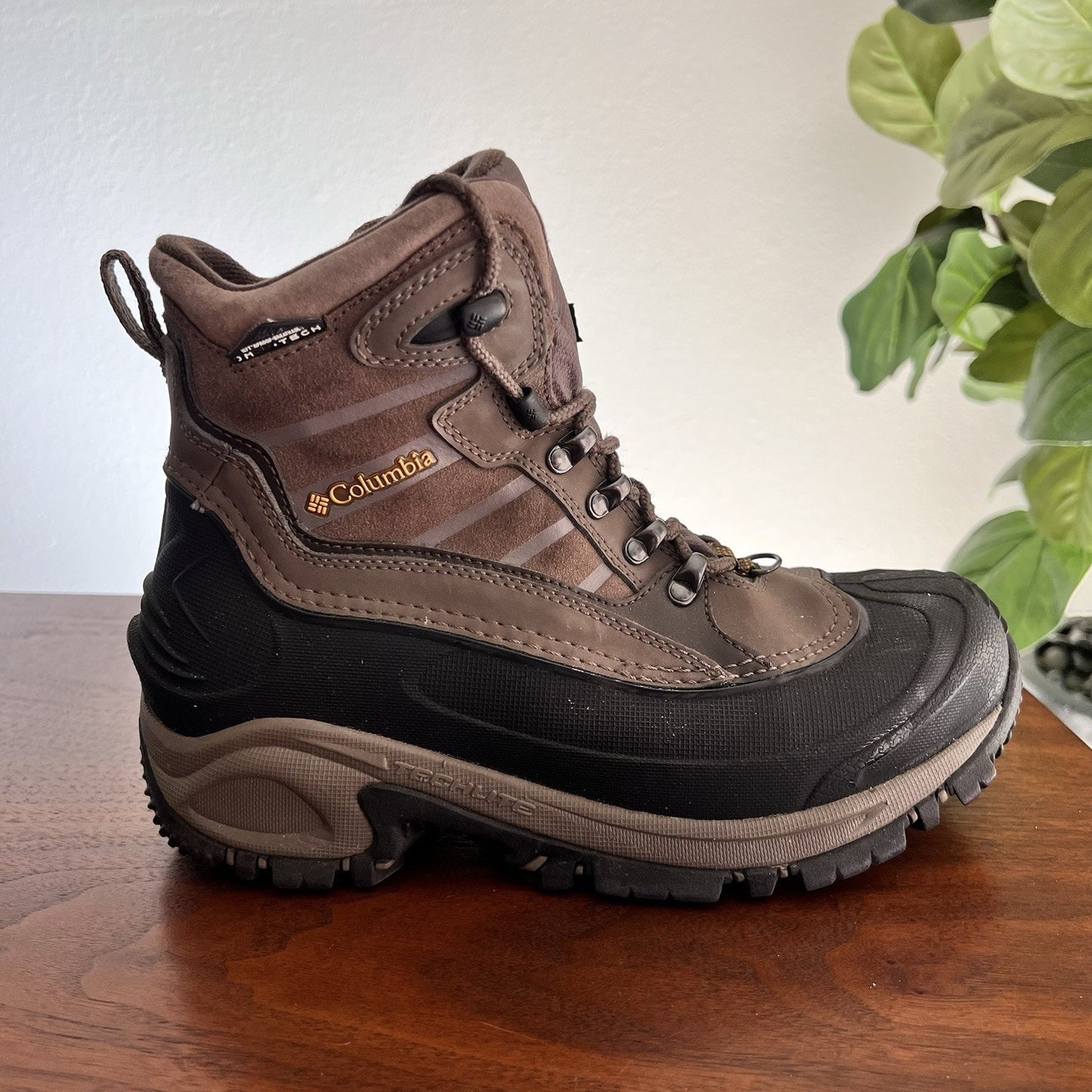 Columbia Bugaboot Mens 8 Omni-Tech 200 Grams Waterproof Insulated Brown Snow