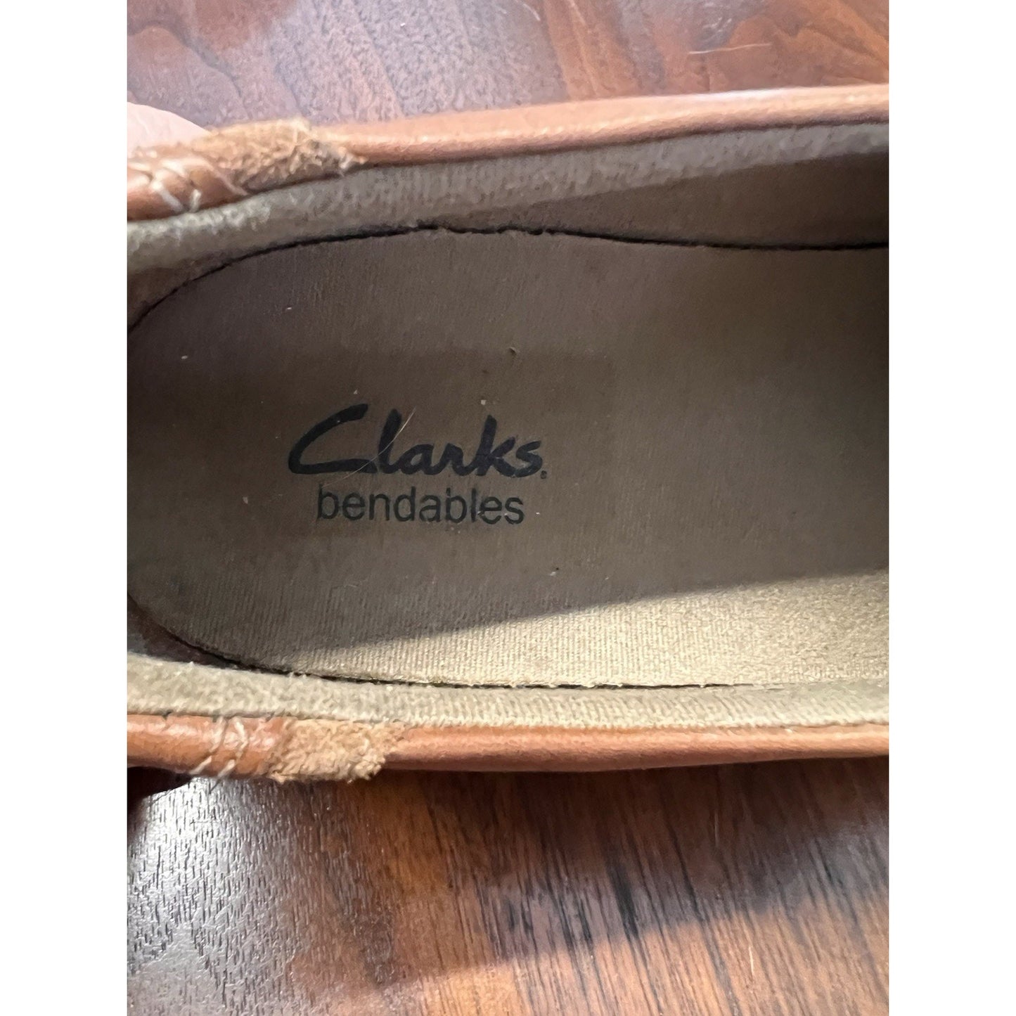 Clarks Bendables Women’s Slip-on Brown Leather/Suede Loafers Women’s Size 9W