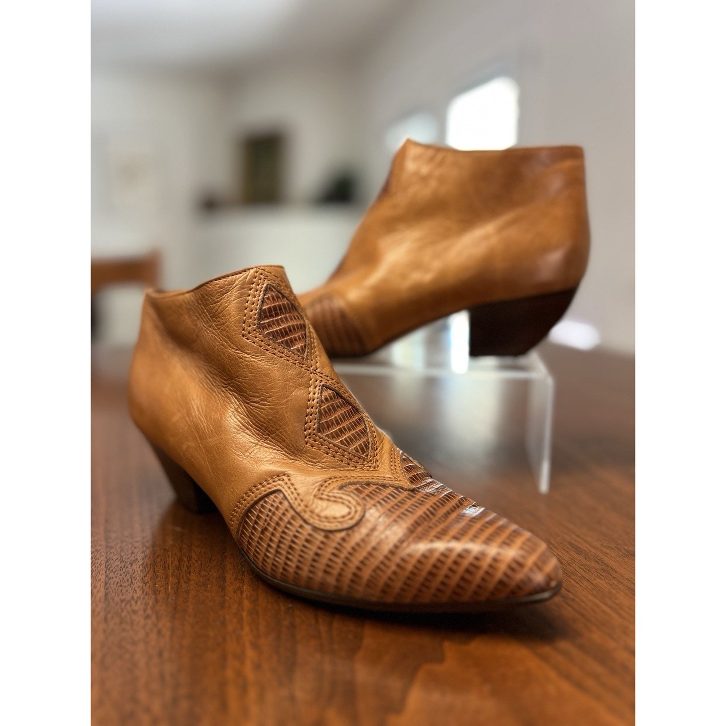 Paloma Tan Western Style Ankle Boots Made In Italy Size 7