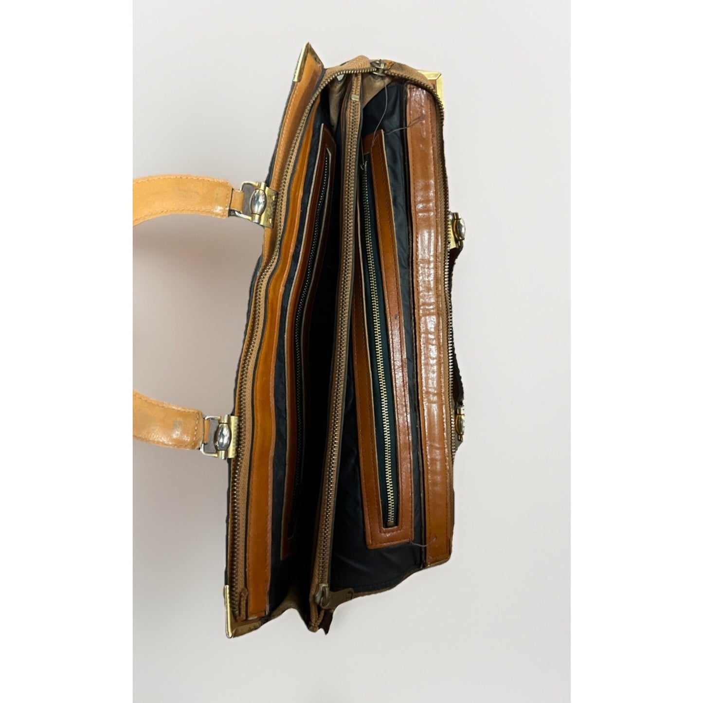Vtg Slim Leather Soft Sided Attache Briefcase Two Handles 3 Compartments Zippers