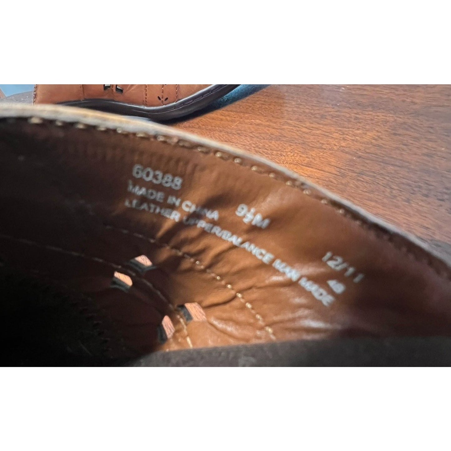 Clarks Bendables Brown “Social Ball” Laser Cut Mules Clogs Womens Sz 9.5 Retired
