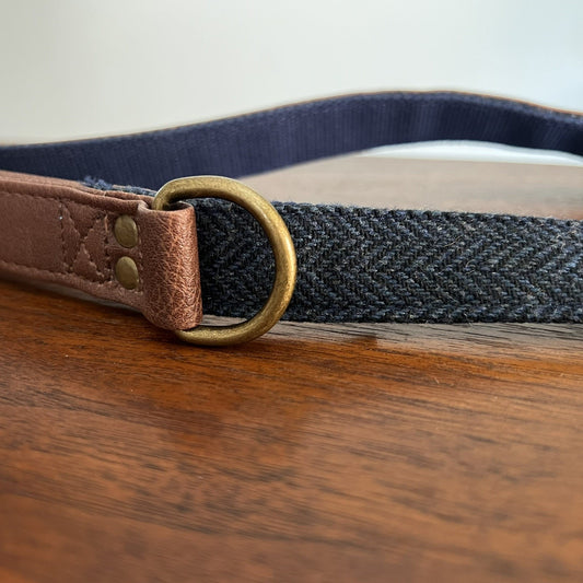 NWT Top Paw 4’ Short Faux Leather Blue Herringbone Linen Unisex Dog Leash
