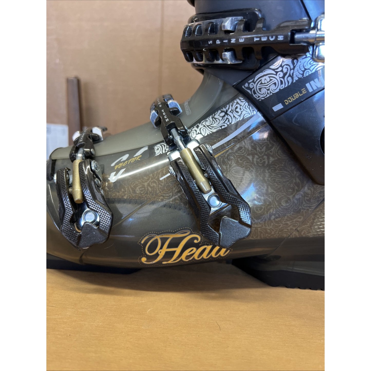 HEAD VECTOR 100 Alpine Downhill Ski Boots Women’s TR7 Lady 11 660SX