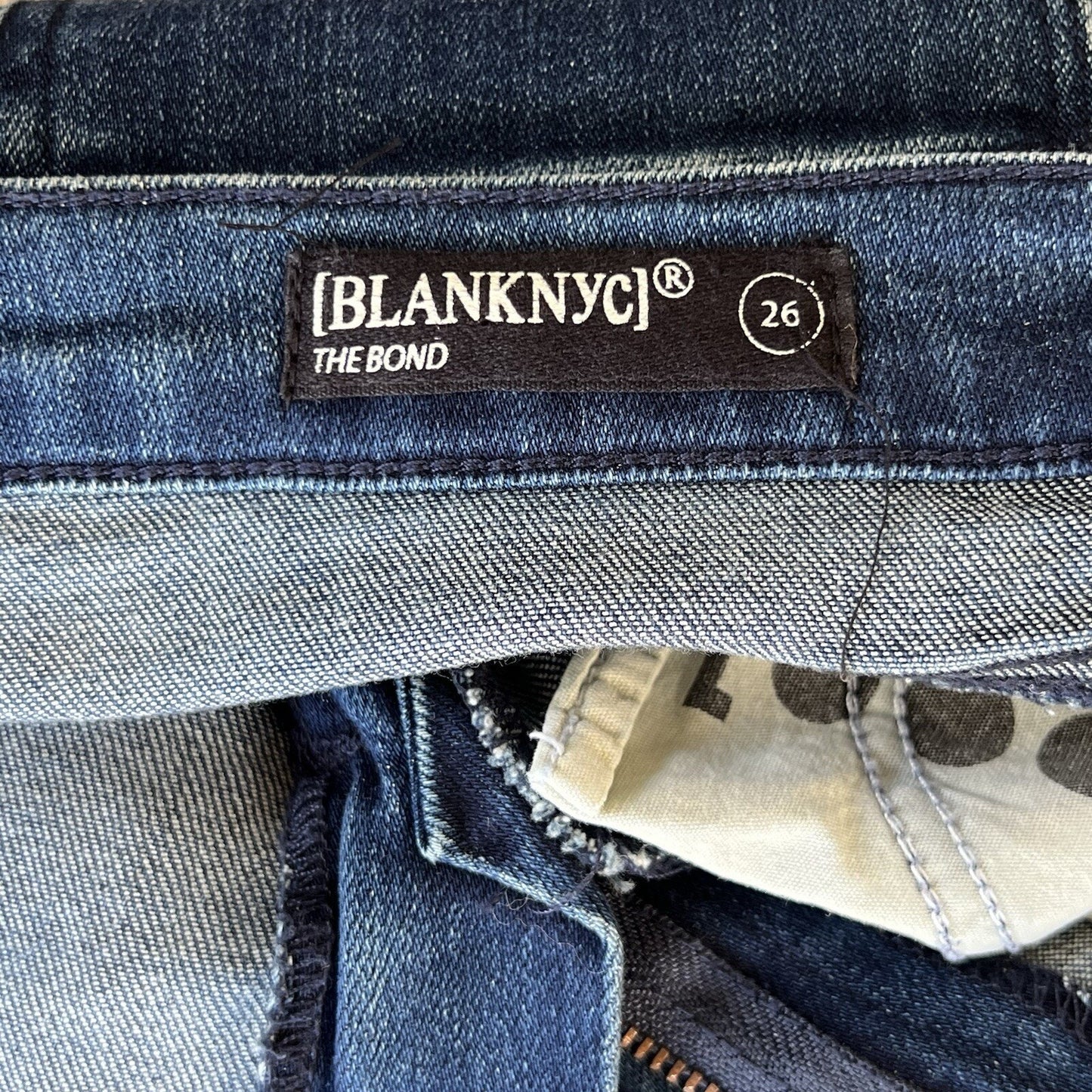BlankNYC The Bond 28” Sz 26 Skinny Jeans Stretch Mid-Rise Dark Wash Designer