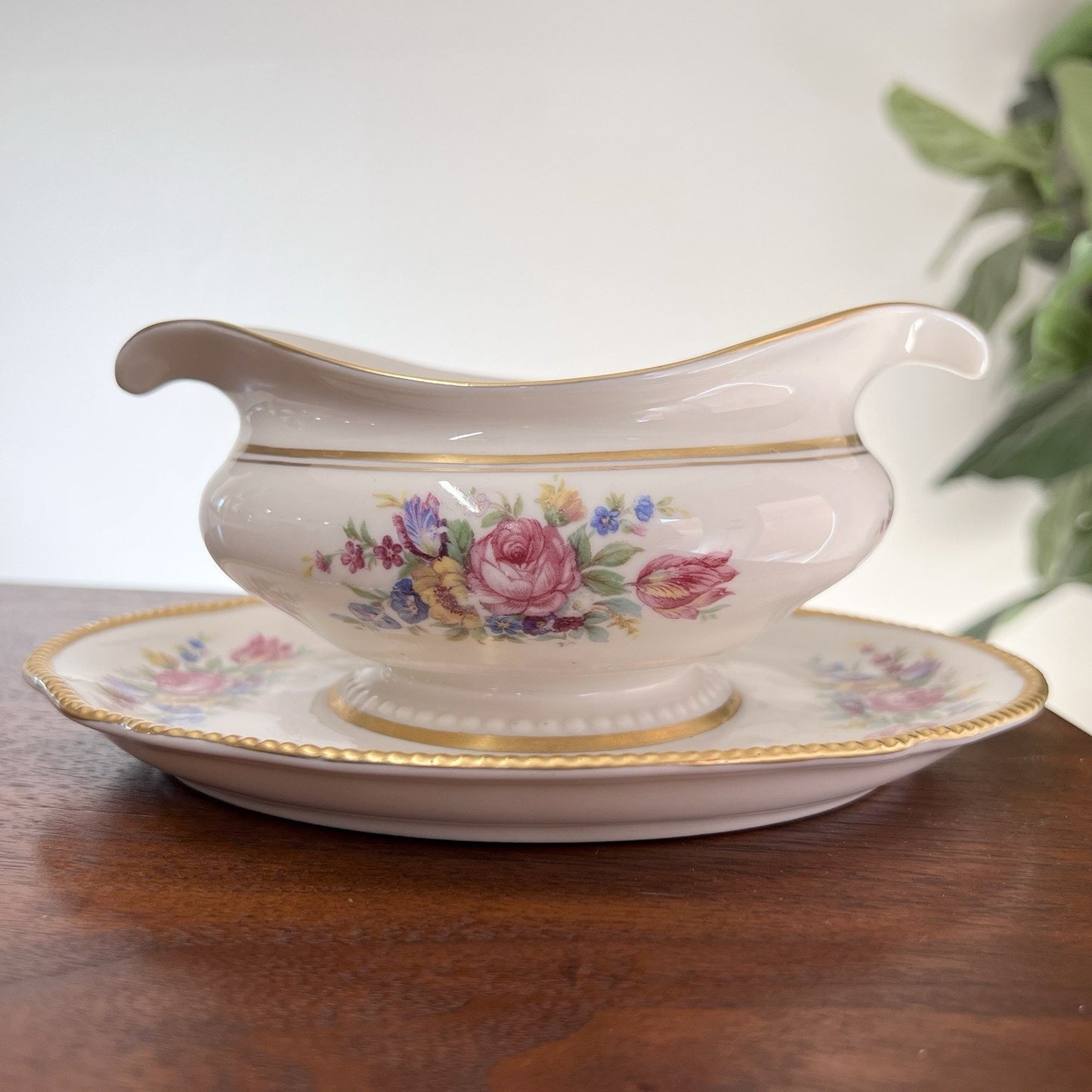 Castleton Rose Bone China Oval Gravy Boat Attached Under Plate Romantic Floral