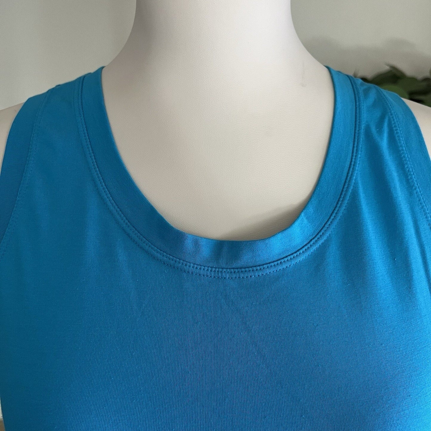 Lucy Tank Top Women (S) Blue Lucy Stretch Sleeveless Shirt Yoga Athletic Run Gym