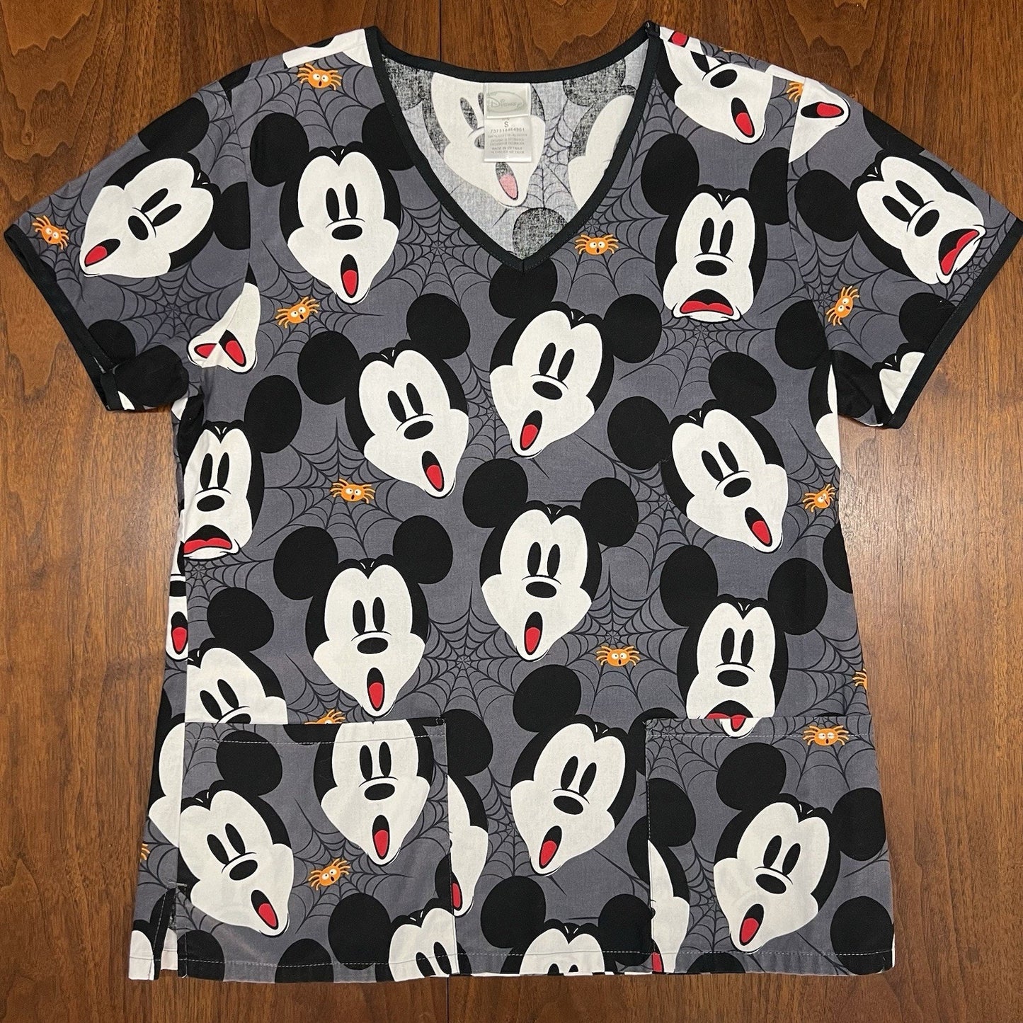 Tooniforms Disney Halloween Mickey Mouse (S) Scrub Top 100% Cotton Pockets AOP