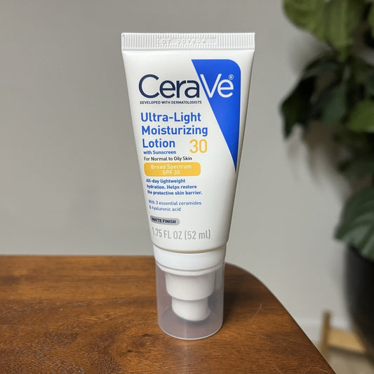 Cerave Ultra Light Moisturizing Lotion 1.75 Oz SPF 30 Hyaluronic Acid Matte