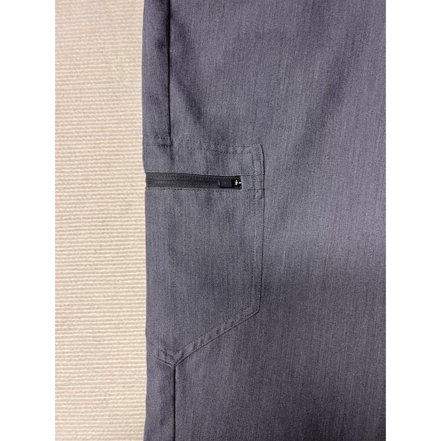 FIGS Zamora 2.0 Jogger Scrub Pants Nurse Medical Workwear Women’s Size M/T Gray